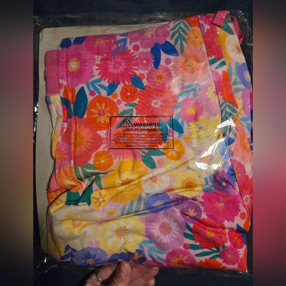 NWT little sleepies rainbow blooms womens pajama pants medium - Picture 3 of 4
